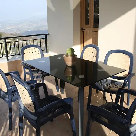 Villa Aurora *