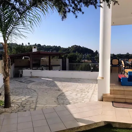 Aurora Villa Theletra