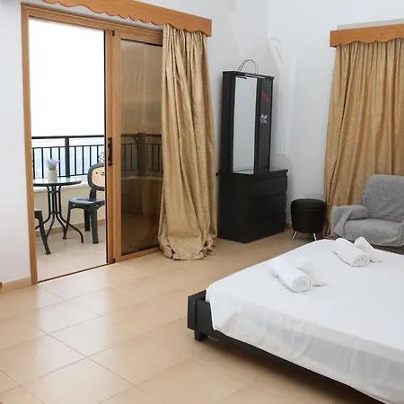 Aurora Villa *