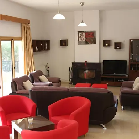 Villa Aurora Theletra